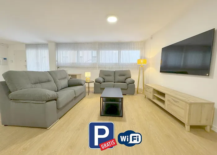 Amplio Apartamento Con Parking Y En El Centro