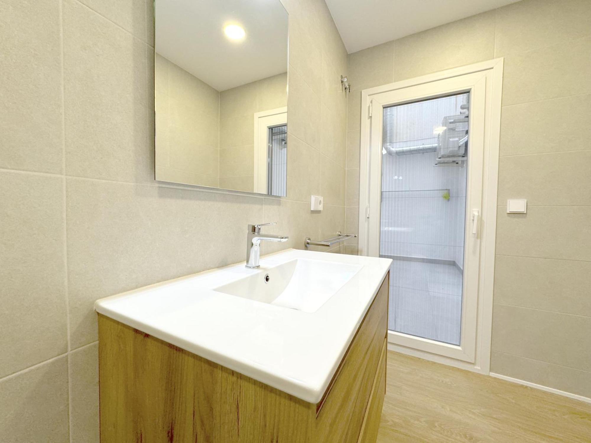 Apartment Amplio Con Parking Y En El Centro Almeria