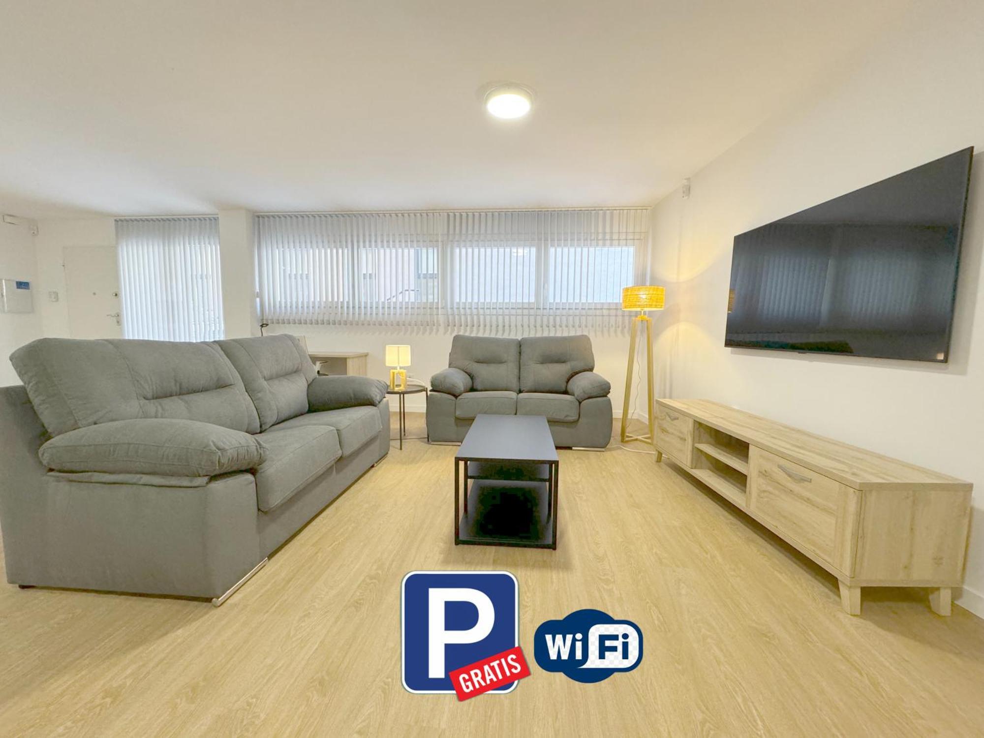 Apartment Amplio Con Parking Y En El Centro Almeria